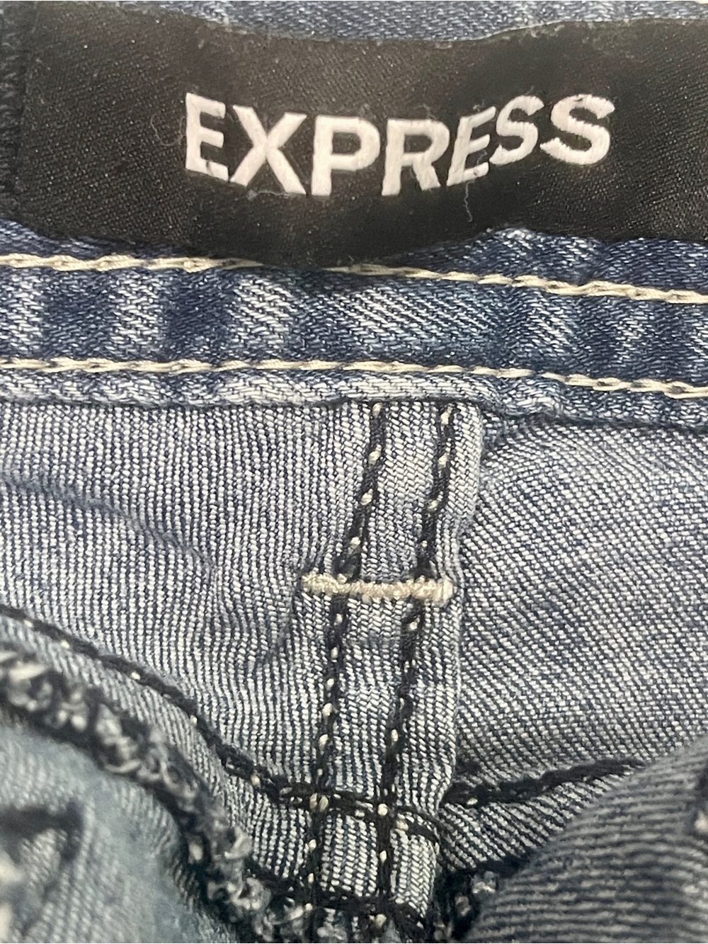 Express Low Rise Legging Stretch Skinny Jeans | Medium Wash | Size 6 - Picture 5 of 6